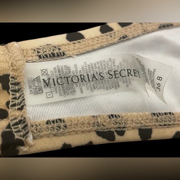 Victoria’s Secret Bikini Top - Picture 6 of 6